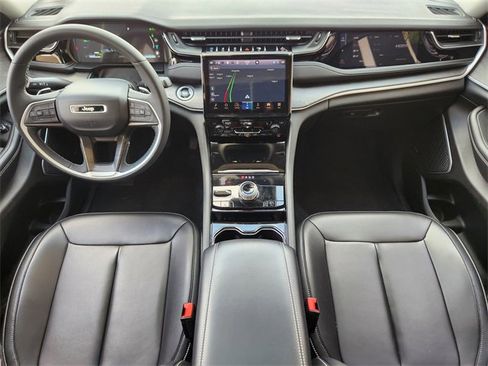 Used 2023 Jeep Grand Cherokee 4WD 4xe image 26