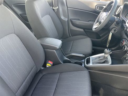 New 2026 Hyundai Venue SE image 10