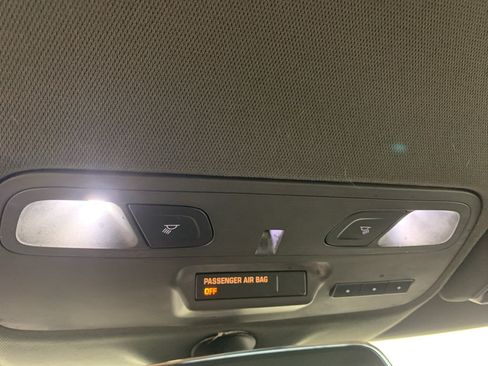 Used 2016 Chevrolet Camaro LT RWD image 27