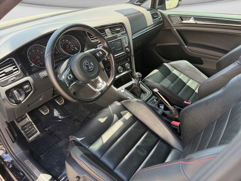 Used 2016 Volkswagen GTI SE FWD image 16