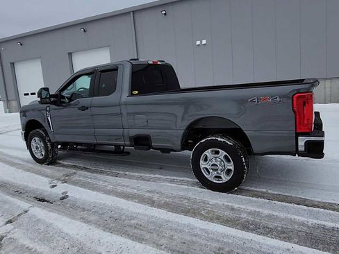 Used 2025 Ford F350 XLT w/ Snow Plow Prep Package image 6