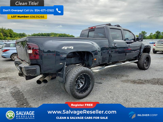 Used 2007 GMC Sierra 3500 SLT w/ Convenience Package AWD/4WD image 4