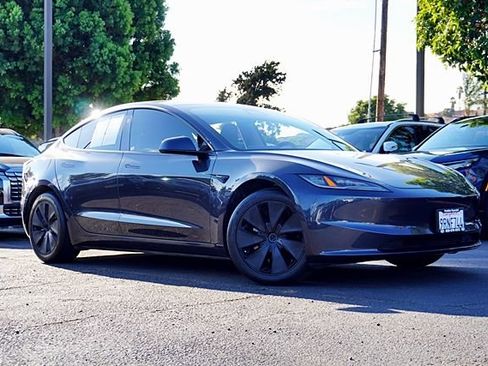 Used 2025 Tesla Model 3 Long Range RWD image 2