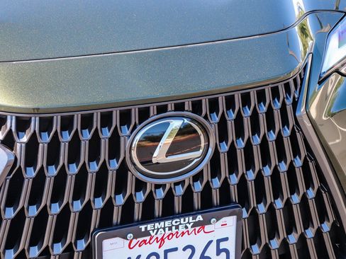 Used 2024 Lexus NX 250 FWD image 13