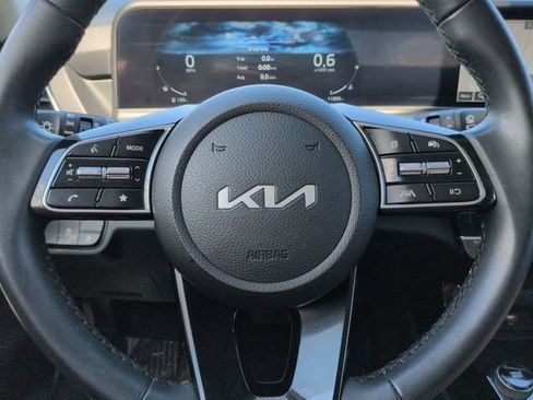 Used 2026 Kia Seltos EX FWD image 28