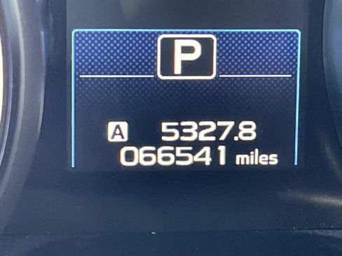 Used 2017 Subaru Legacy 2.5i Premium image 15