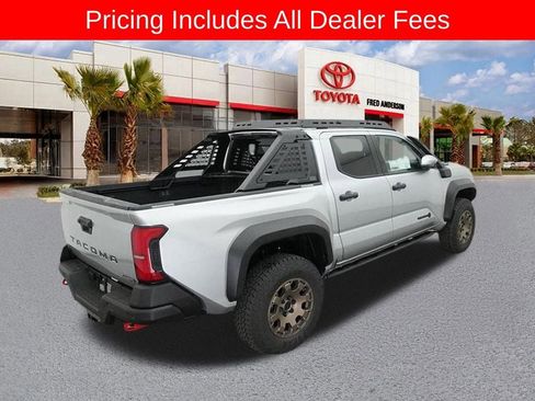 New 2025 Toyota Tacoma 4x4 Double Cab Hybrid image 10