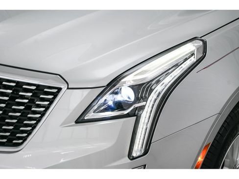 Used 2020 Cadillac XT5 Luxury FWD image 24