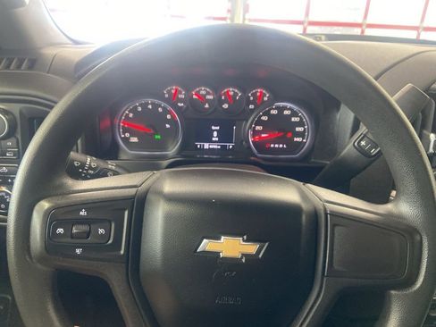 Used 2019 Chevrolet Silverado 1500 Custom w/ Custom Value Package image 28