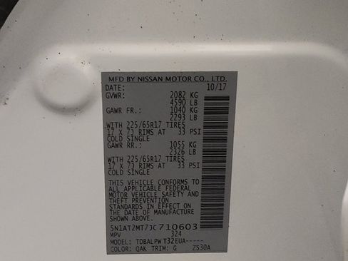 Used 2018 Nissan Rogue S image 33