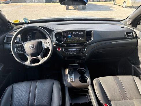 Used 2023 Honda Passport TrailSport image 9