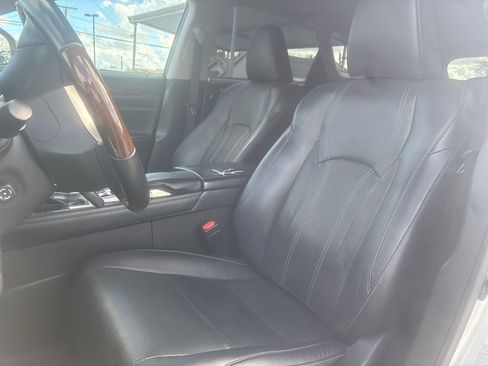 Used 2018 Lexus RX 450hL Premium image 8