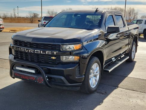 Used 2020 Chevrolet Silverado 1500 Custom w/ Custom Value Package image 1