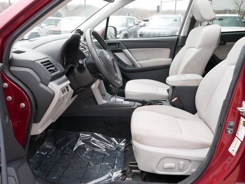 Used 2015 Subaru Forester 2.5i Premium AWD/4WD image 12