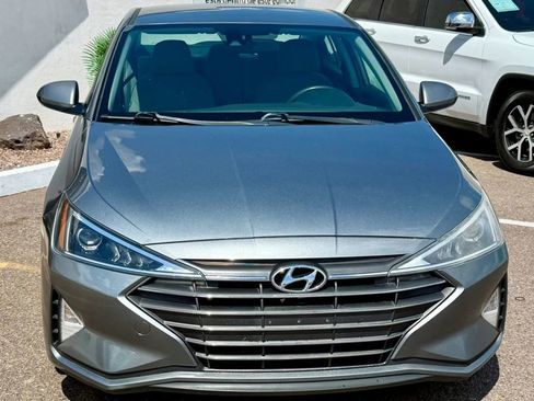 Used 2019 Hyundai Elantra SEL FWD image 4