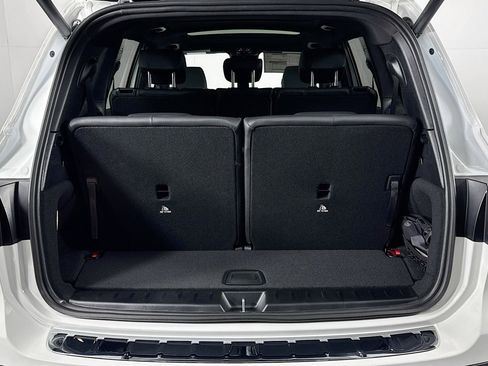 New 2026 Mercedes-Benz GLB 250 image 23