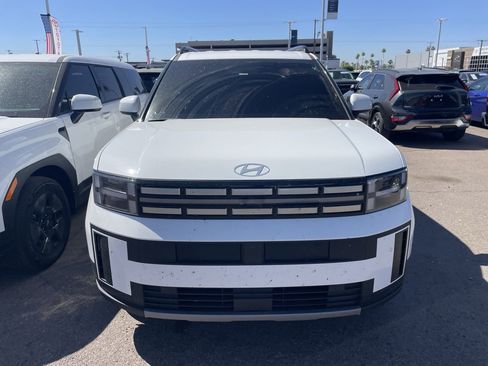 Used 2025 Hyundai Santa Fe SEL image 11
