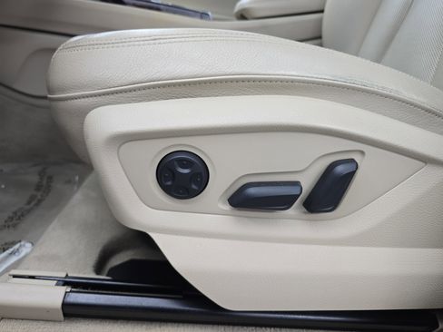 Used 2018 Audi Q7 3.0T Prestige image 30