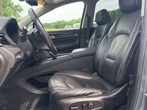 Used 2019 Buick Enclave Avenir w/ Avenir Technology Package AWD/4WD image 38