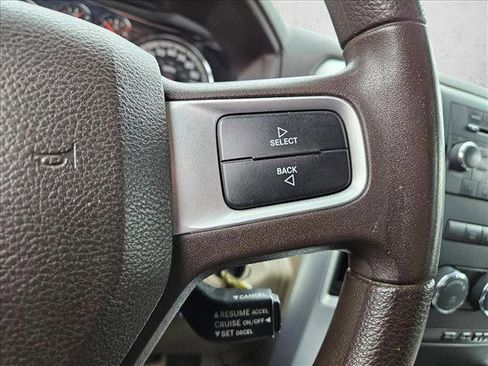 Used 2009 Dodge Ram 1500 Truck SLT w/ Popular Equipment Group image 10