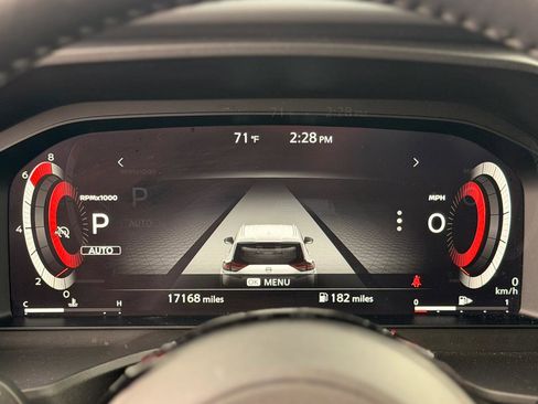 Used 2024 Nissan Rogue SL w/ SL Premium Package image 15