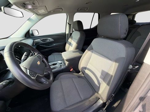 Used 2020 Chevrolet Traverse LT FWD image 12