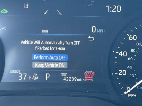 Used 2025 Toyota Sienna XLE image 15