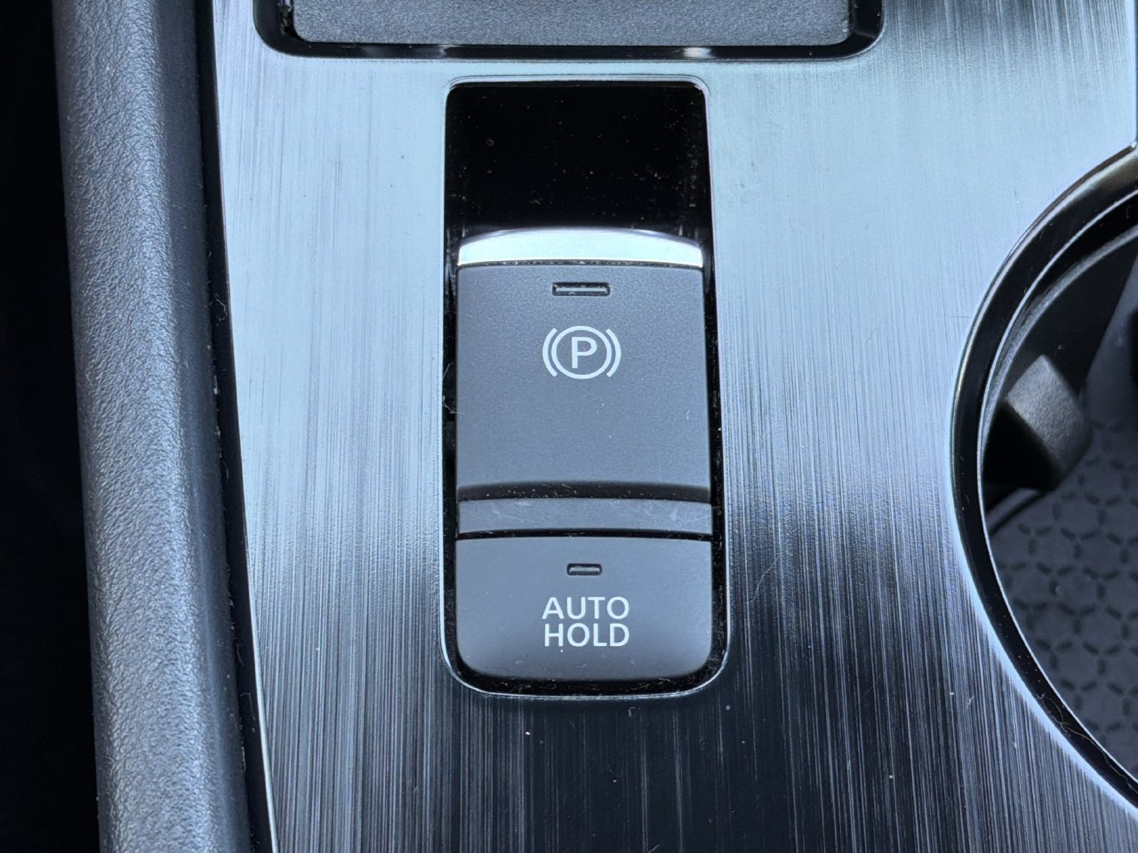 Certified 2023 Nissan Rogue SV FWD image 7