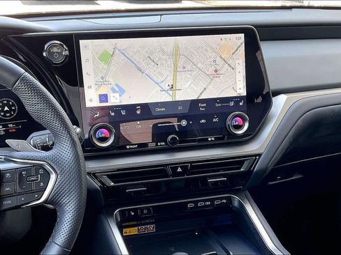 Used 2025 Lexus TX 500h AWD w/ Technology Package image 7