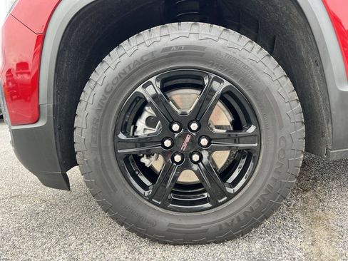 Used 2023 GMC Acadia AT4 image 12