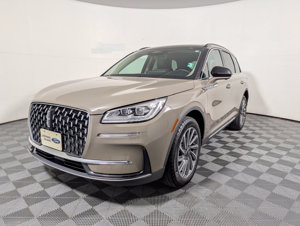 Used 2025 Lincoln Corsair Reserve AWD/4WD image 4