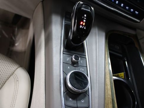 Used 2021 Cadillac Escalade Sport Platinum image 34