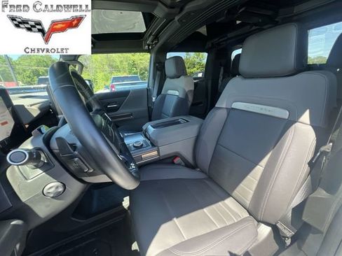 Used 2025 GMC Hummer EV 3X w/ Extreme Off-Road Package AWD/4WD image 24