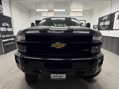 Used 2015 Chevrolet Silverado 2500 LTZ w/ Duramax Plus Package AWD/4WD image 5