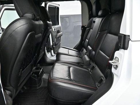 Used 2021 Jeep Gladiator Rubicon AWD/4WD image 28
