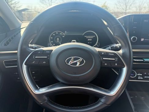 Used 2022 Hyundai Sonata SEL w/ Convenience Package image 18