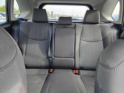 Used 2022 Toyota RAV4 XLE image 13