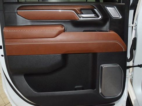 Used 2024 GMC Sierra 2500 Denali Ultimate image 48