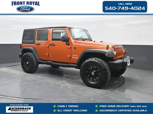 Used 2011 Jeep Wrangler Unlimited Sport image 1