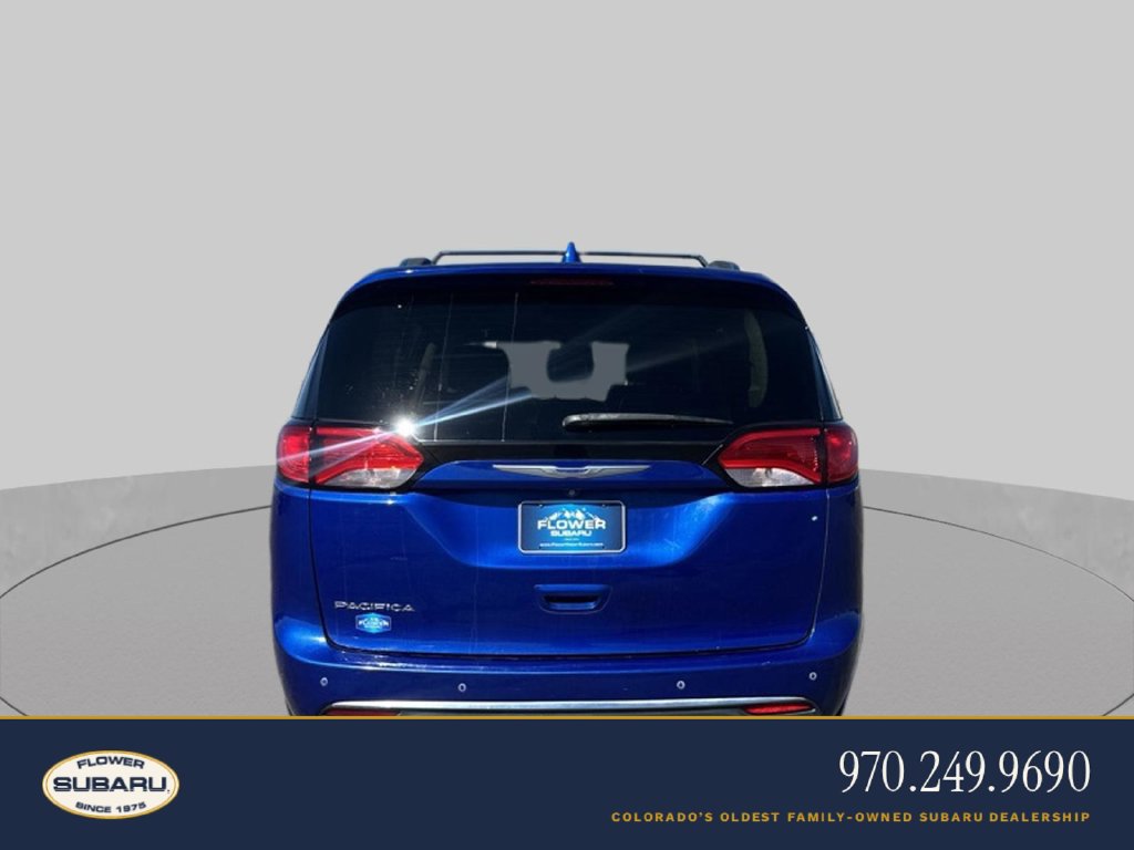 Used 2019 Chrysler Pacifica Touring-L w/ Advanced Safetytec Group FWD image 6