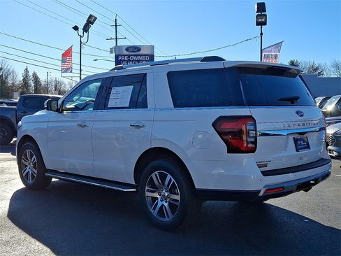 Certified 2023 Ford Expedition Limited image 5