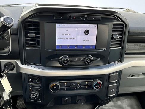 Used 2022 Ford F150 XL w/ Trailer Tow Package image 32