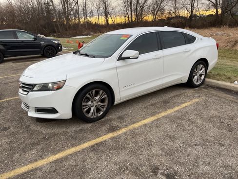 Used 2014 Chevrolet Impala LT w/ Convenience Package image 6