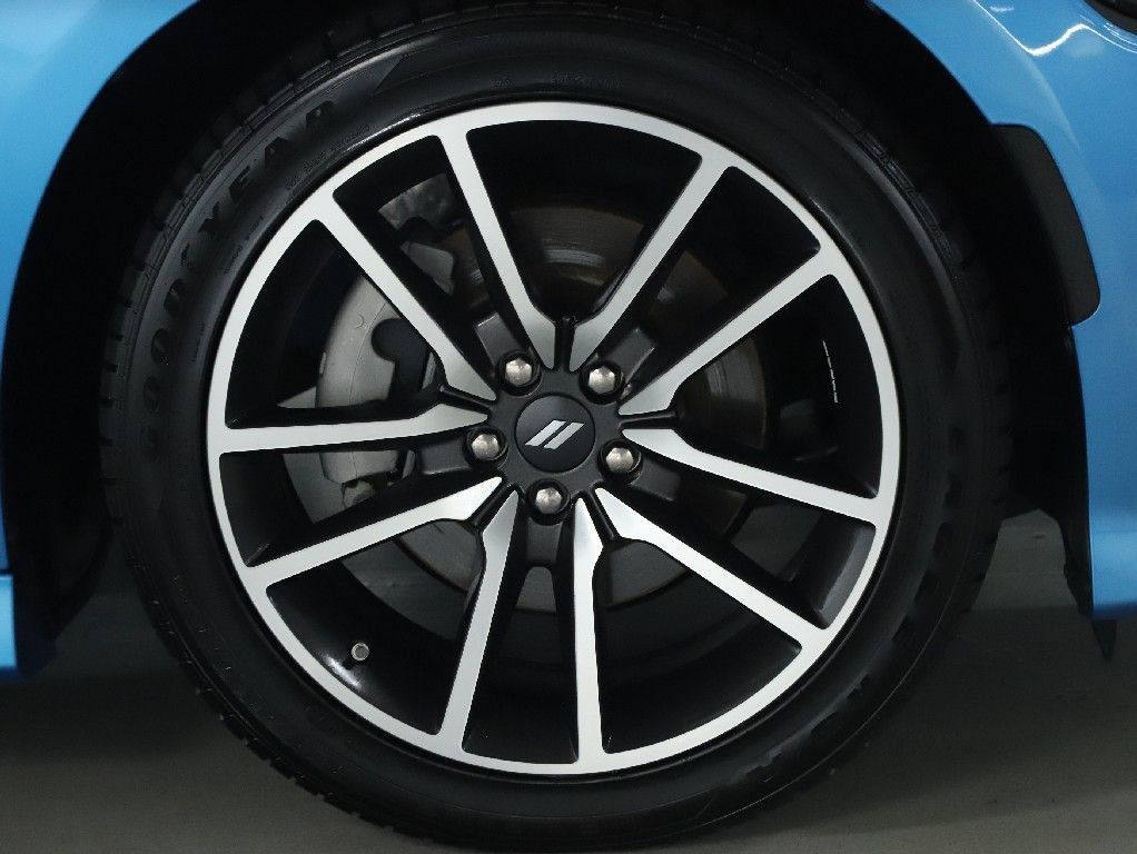 Used 2023 Dodge Charger R/T w/ Plus Group RWD image 10