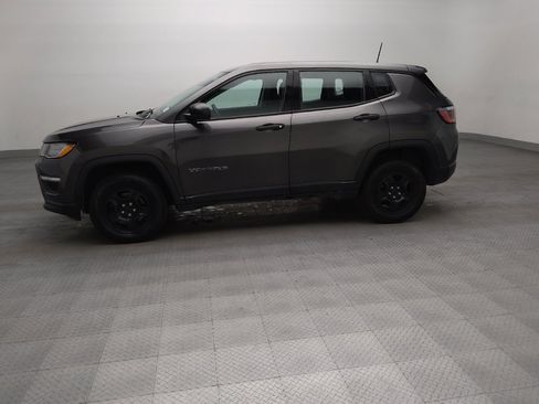 Used 2018 Jeep Compass Sport AWD/4WD image 2