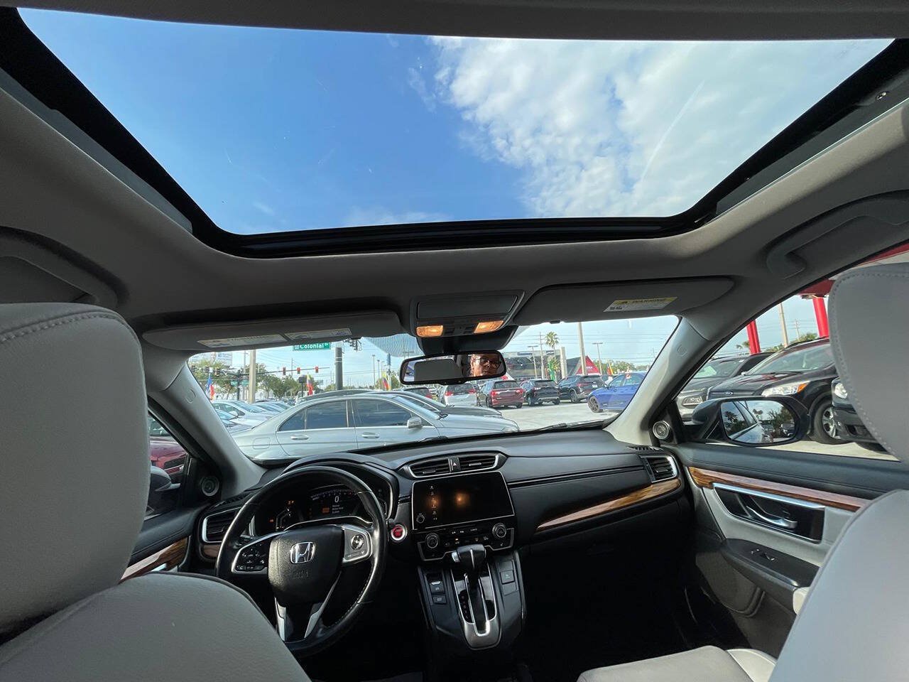 Used 2019 Honda CR-V Touring image 14