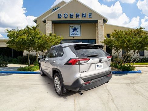 Used 2024 Toyota RAV4 XLE Premium image 3