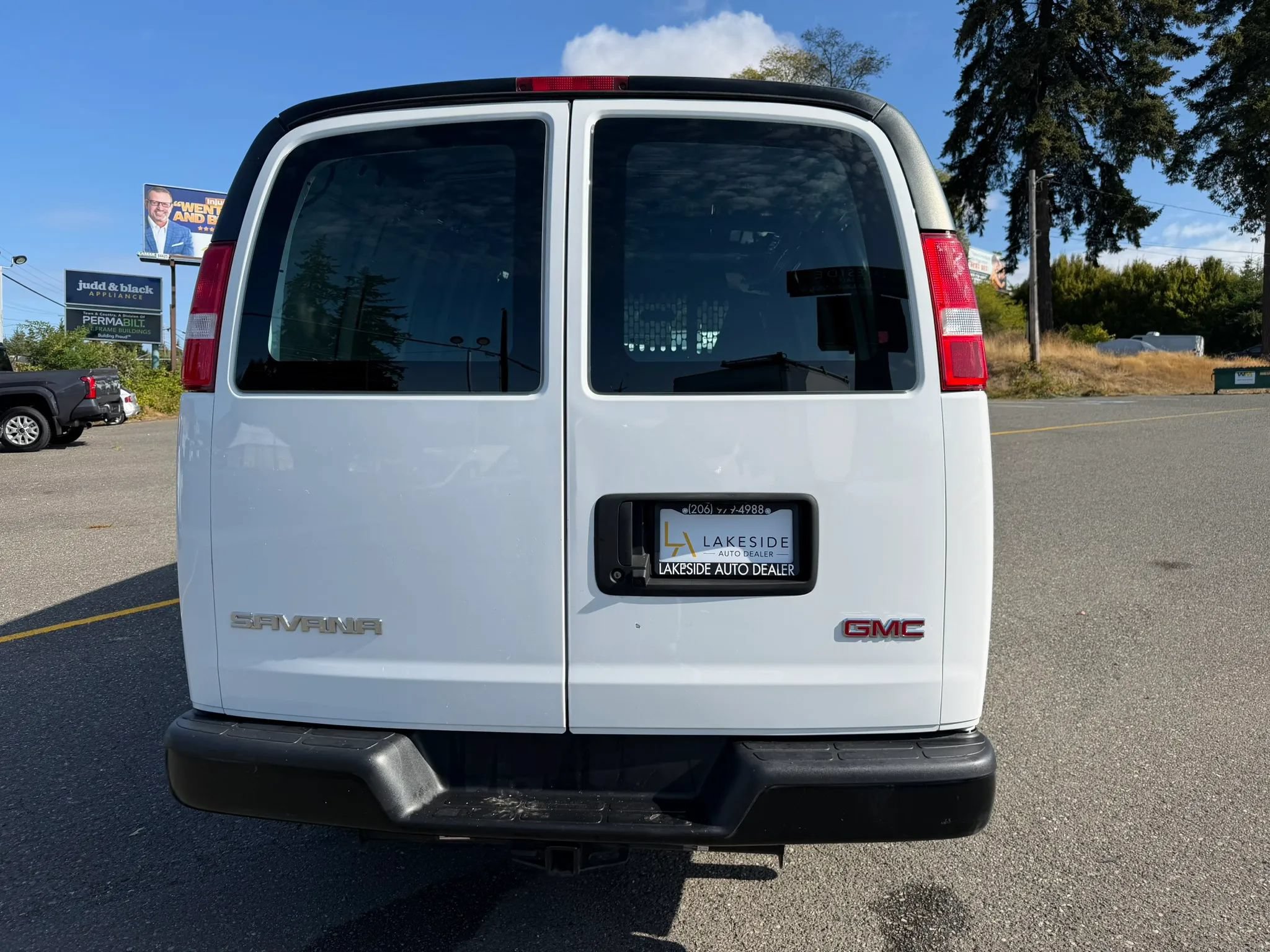 Used 2023 GMC Savana 2500 Extended w/ Driver Convenience Package RWD image 7