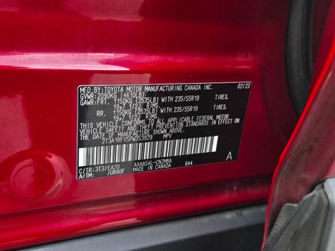 Used 2023 Toyota RAV4 XLE Premium image 27