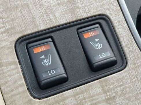 Certified 2020 Nissan Murano SV w/ Premium Package image 23